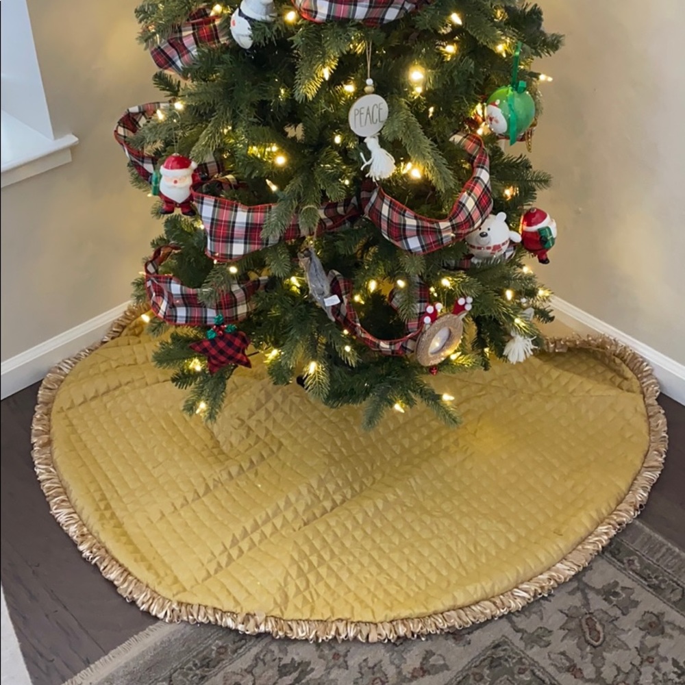Gold Christmas tree skirt